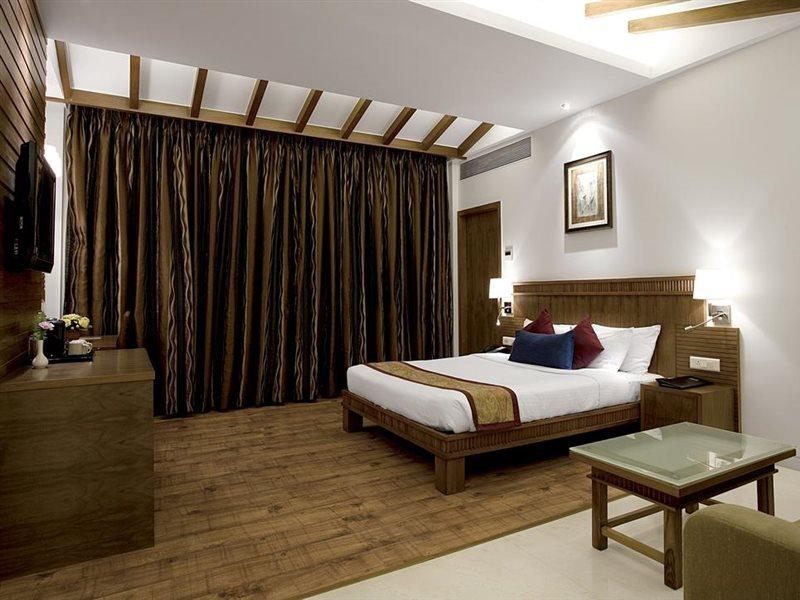 Hotel Jewel Of Chembur Mumbai Bagian luar foto