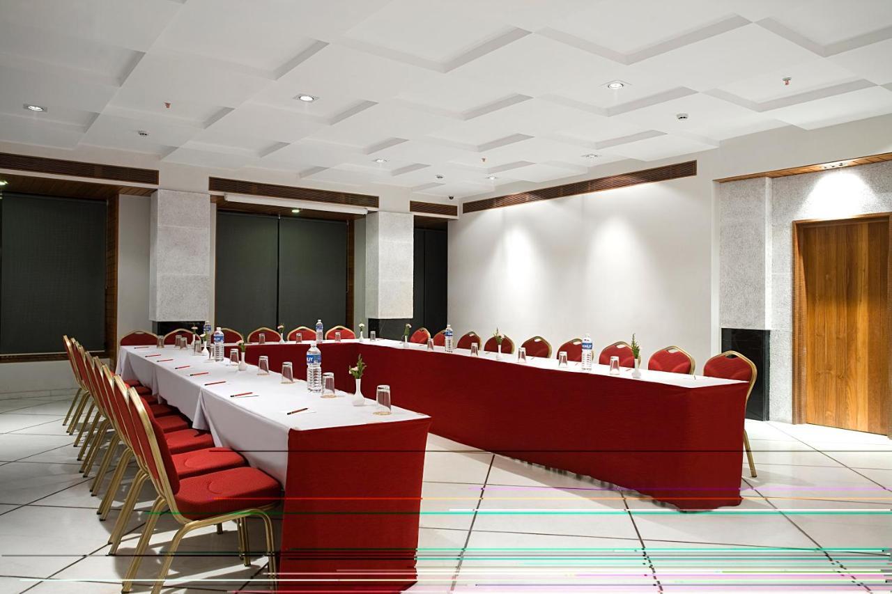Hotel Jewel Of Chembur Mumbai Bagian luar foto