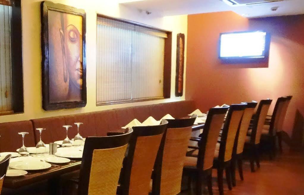 Hotel Jewel Of Chembur Mumbai Bagian luar foto
